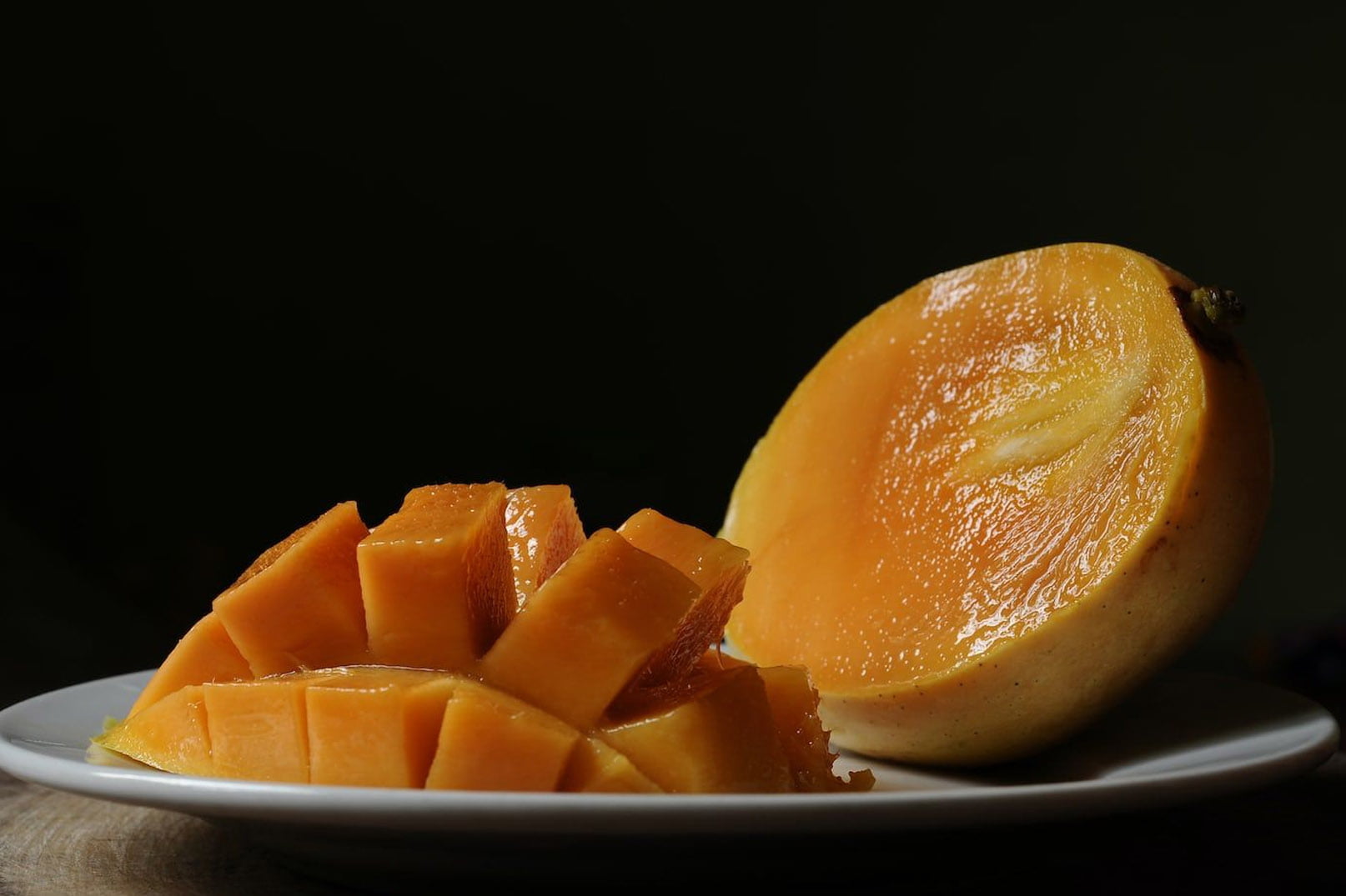 Buah mangga, meski kaya nutrisi, ternyata memerlukan kewaspadaan ekstra bagi penderita asam urat