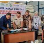 Oplus_131072 Bantuan pangan beras